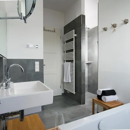 Ostsee - Reetdachhaus Nr 5 