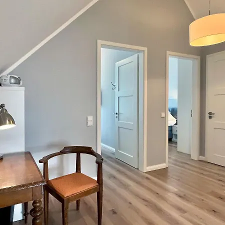 Ostsee - Reetdachhaus Nr 5 